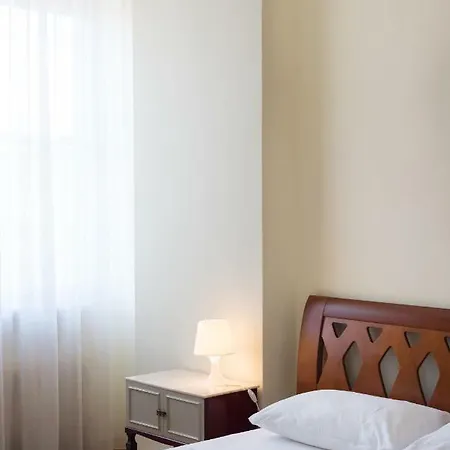 לינה וארוחת בוקר Casa Laurino 3*