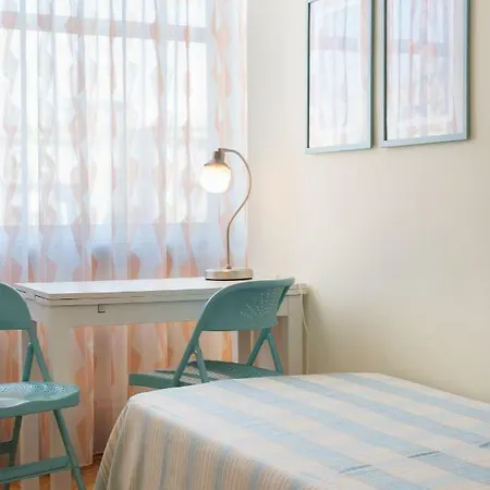 Alojamento de Acomodação e Pequeno-almoço Casa Laurino Nápoles
